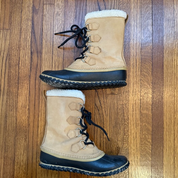 Sorel Caribou Slim Winter Boots - Picture 4 of 8